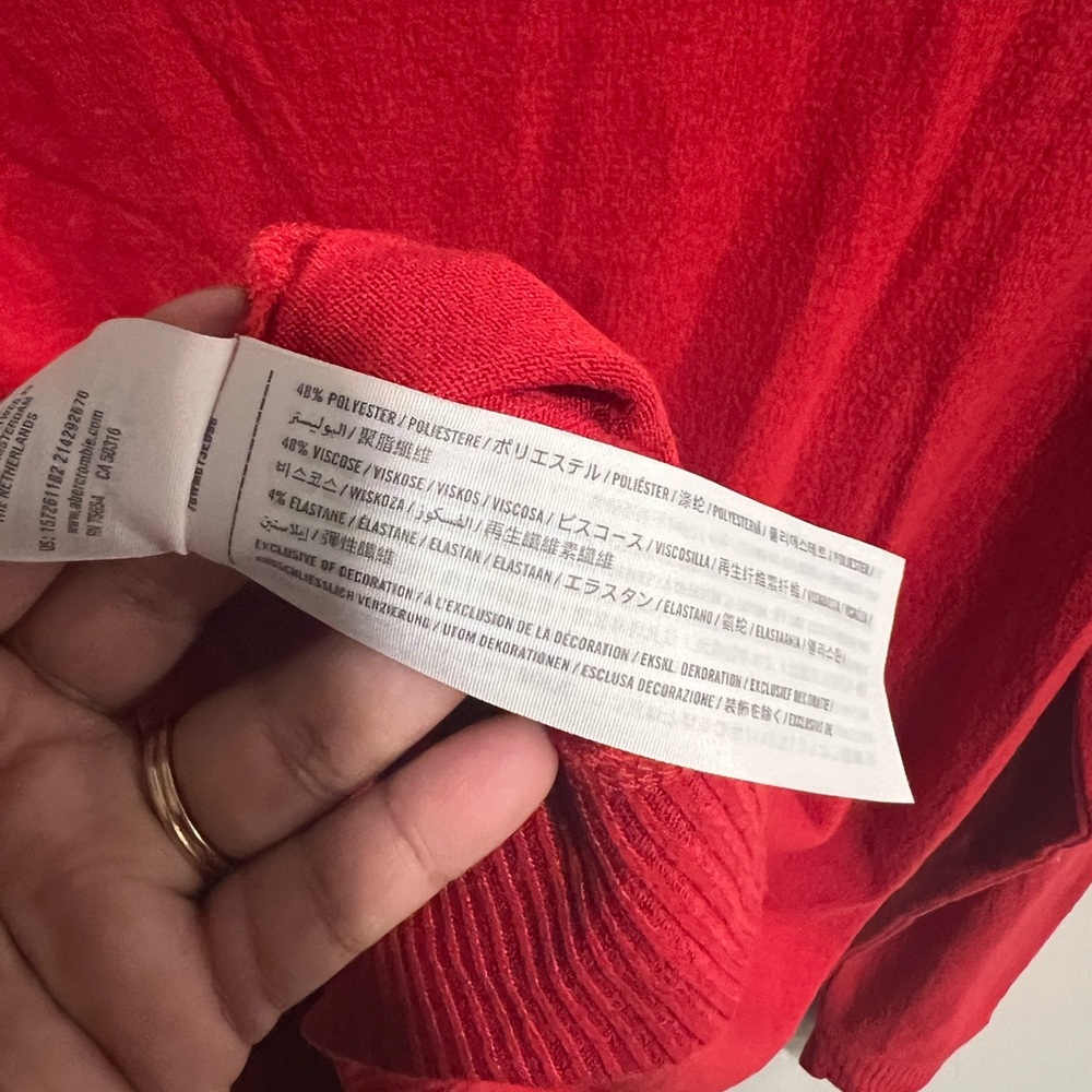 Abercrombie & Fitch Women’s Crewneck Knit Star Sweater - Picture 5 of 5